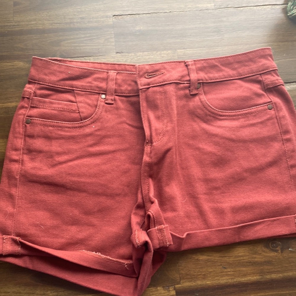 Denim&Co Mid Rise shorts